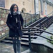 Profesora de filosofía asesora tareas, corrige textos y orienta trabajos